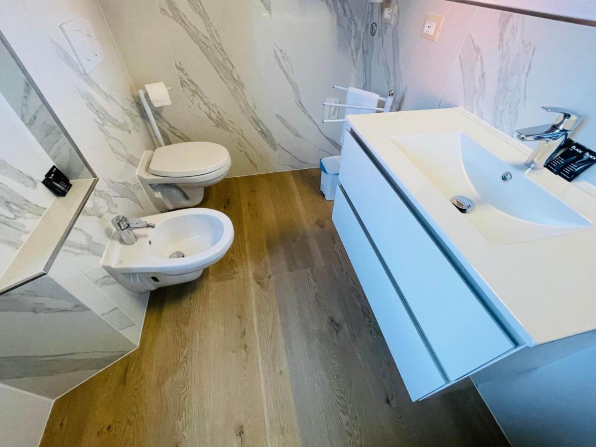 Novecento Luxury&Spa Residence 4 Stelle Montese Exteriör bild