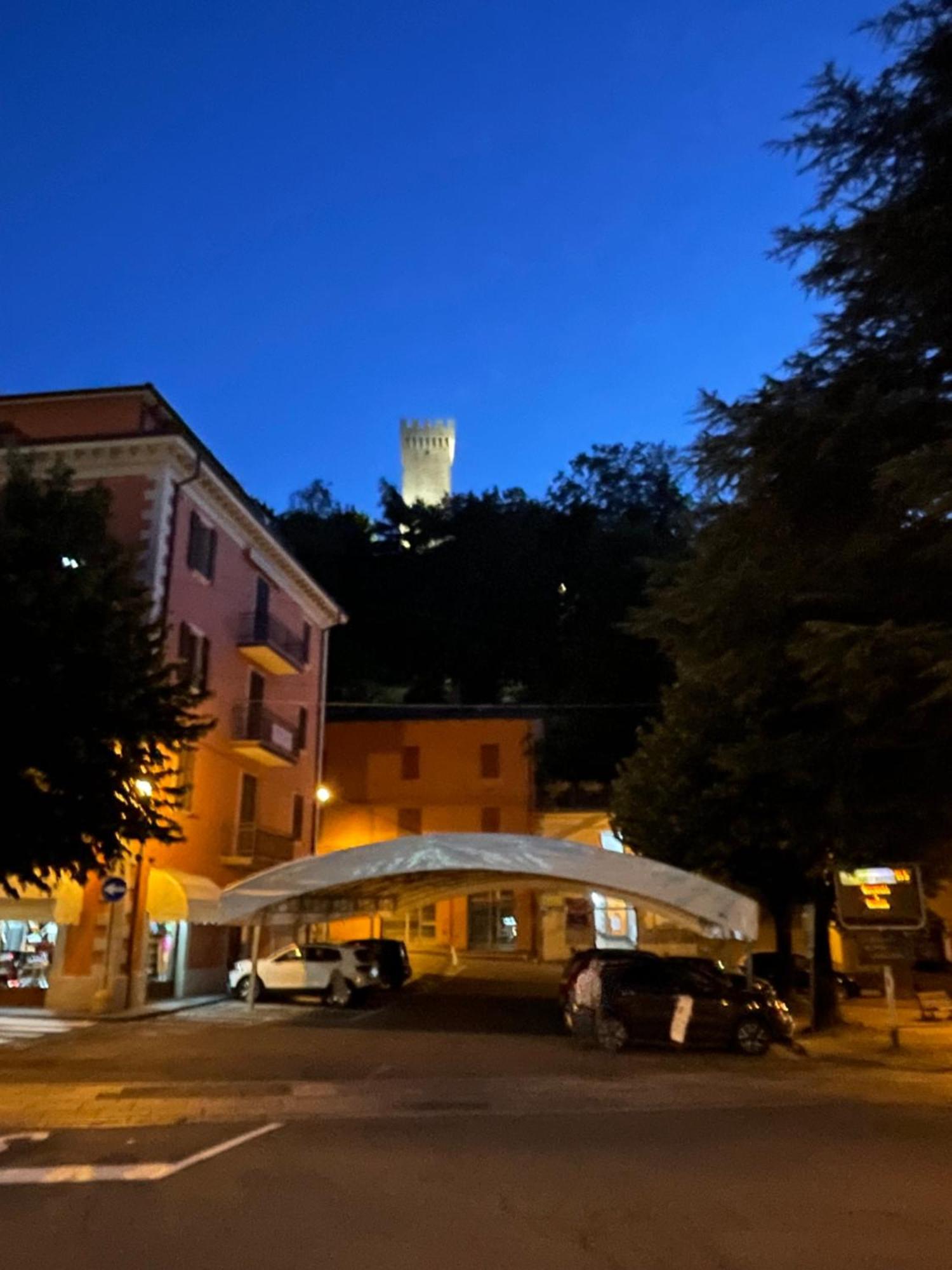 Novecento Luxury&Spa Residence 4 Stelle Montese Exteriör bild